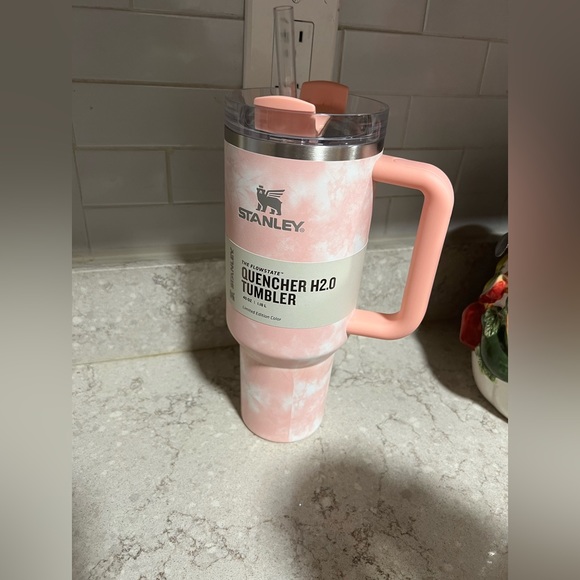 Stanley 40oz Stainless Steel Adventure Quencher Tumbler - Peach Tie Dye - Picture 1 of 2